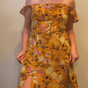yellow dress